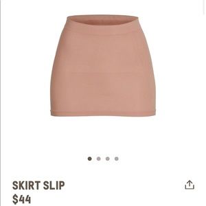 Skims Skirt Slip